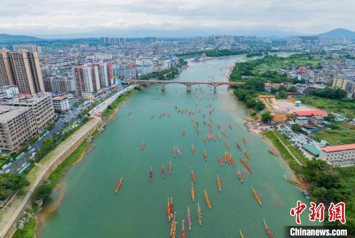 龙舟之乡道县：以端午盛会擦亮道州龙船国家级